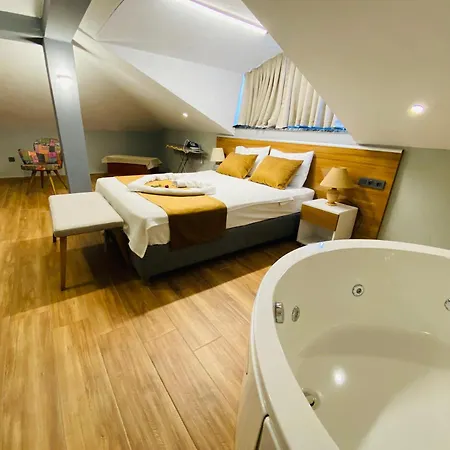 Aparthotel Nurhal 4*